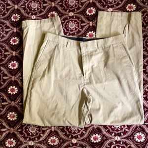CROFT & BARROW | Men’s khakis